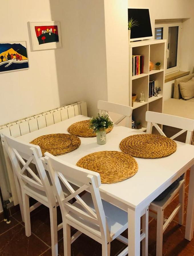 Apartments Barbaresko Lumbarda Bagian luar foto