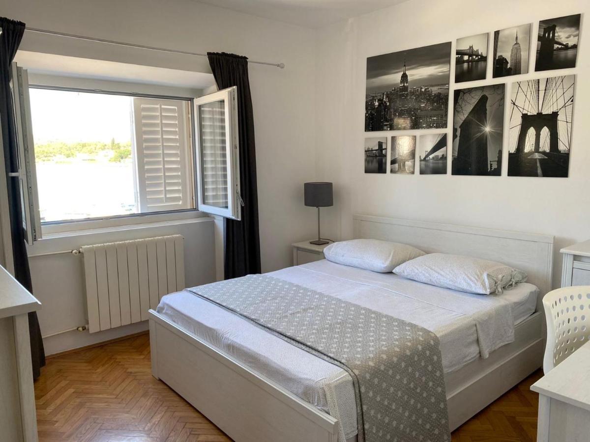 Apartments Barbaresko Lumbarda Bagian luar foto