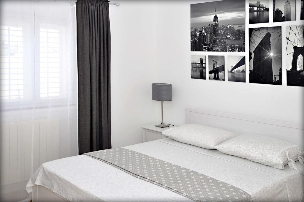 Apartments Barbaresko Lumbarda Bagian luar foto