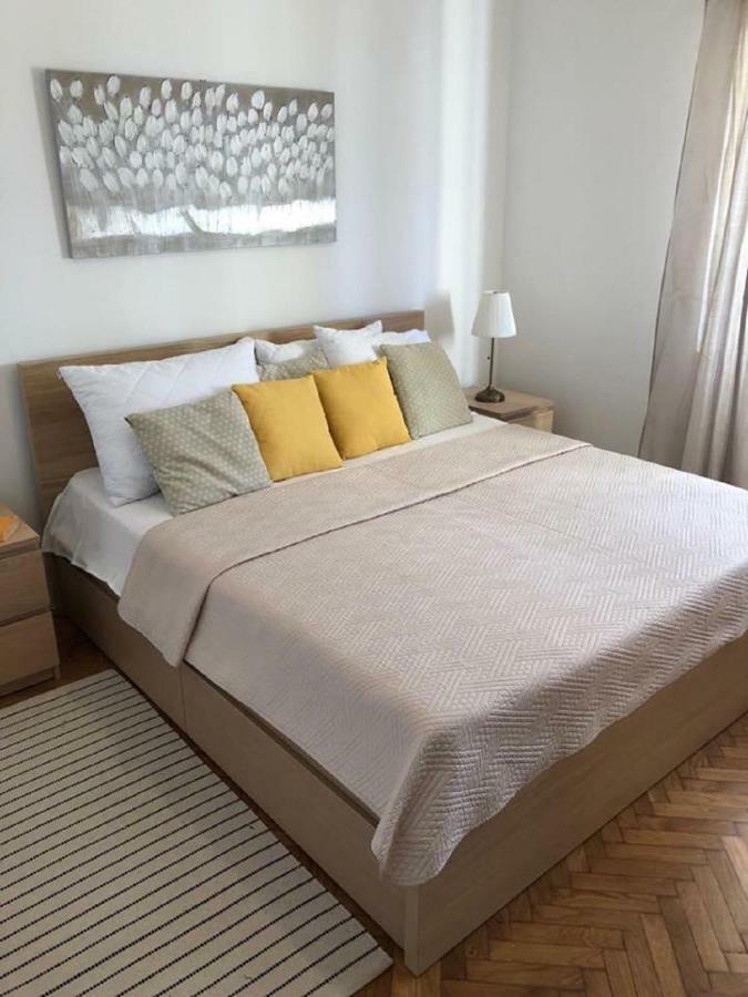 Apartments Barbaresko Lumbarda Bagian luar foto